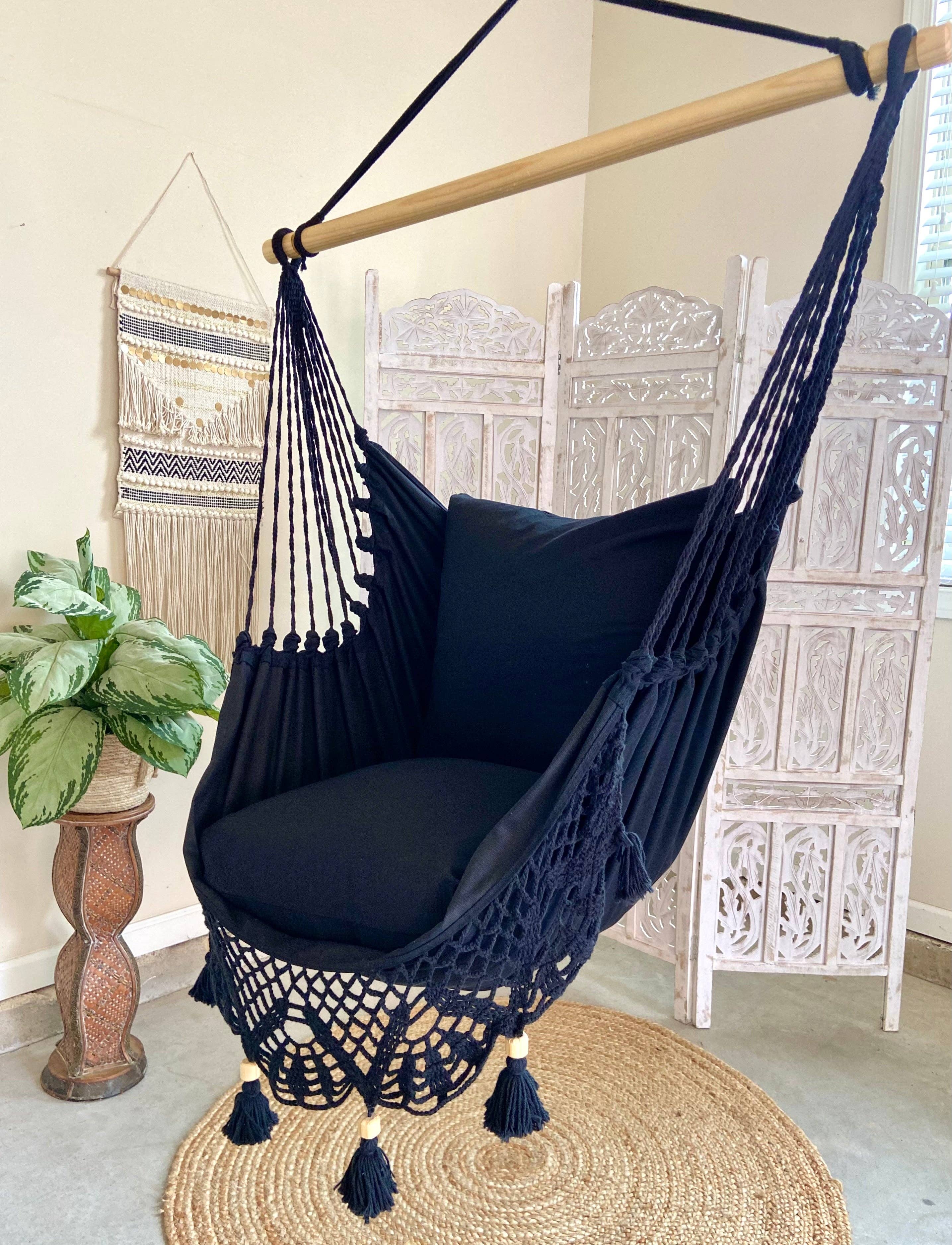 Limbo Imports Hammocks - Wholesale Schommel voor veranda - Zwarte Boho Gehaakte Hangstoel + 2 Kussenhoezen - Luxe1