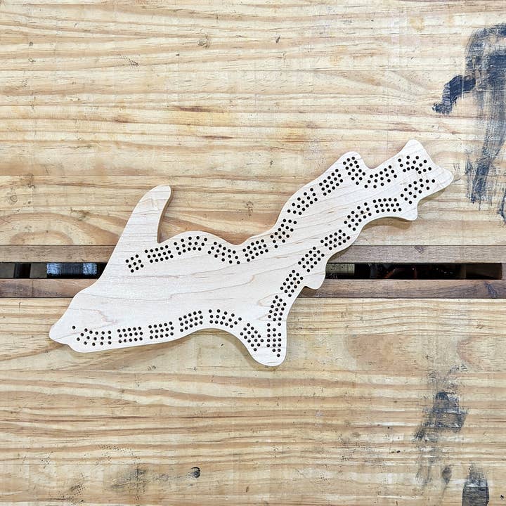 Arts and Craftsmanship - Wholesale Board Game - Michigan Upper Peninsula State MI Cribbage Board, Includes Pegs!