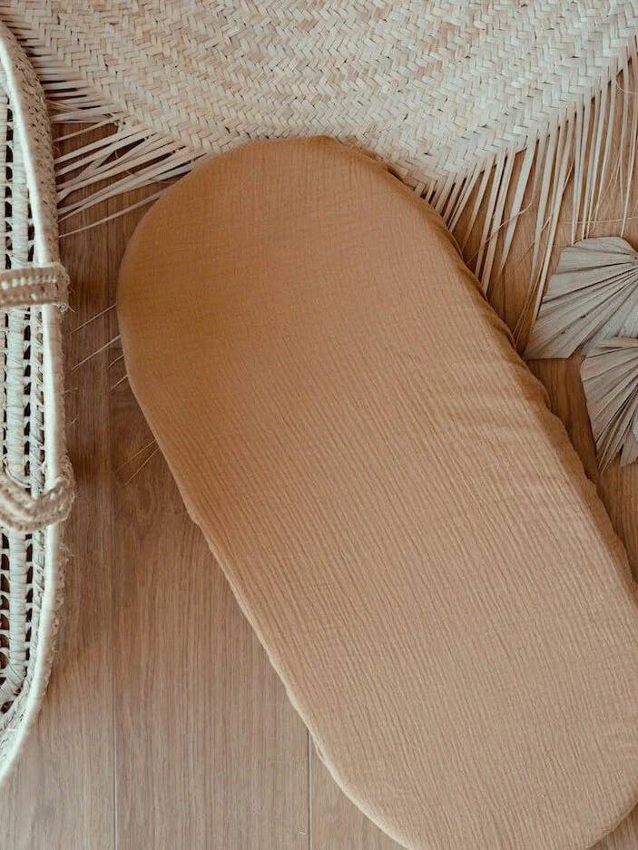 Camel Moses Basket Fitted Sheet for wholesale by Manufacture des bébés français