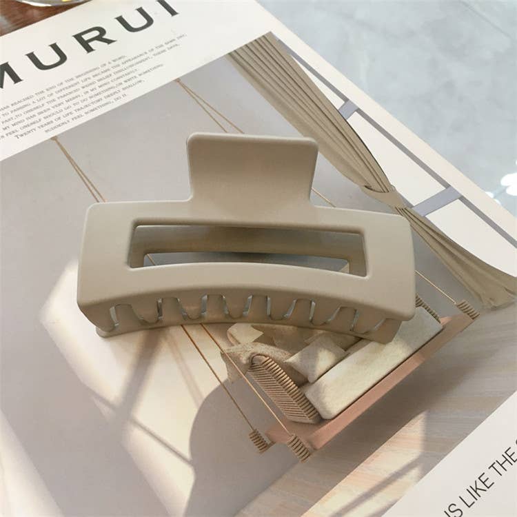 EMVE - Wholesale Hair Clip - Women's - Basic Hair Claw4