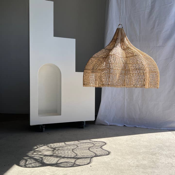 Office Objets - Wholesale Chandelier/Hanging Light - Pendant light, flower-shaped rattan fixture, tulip, corolla H:80cm D80cm15