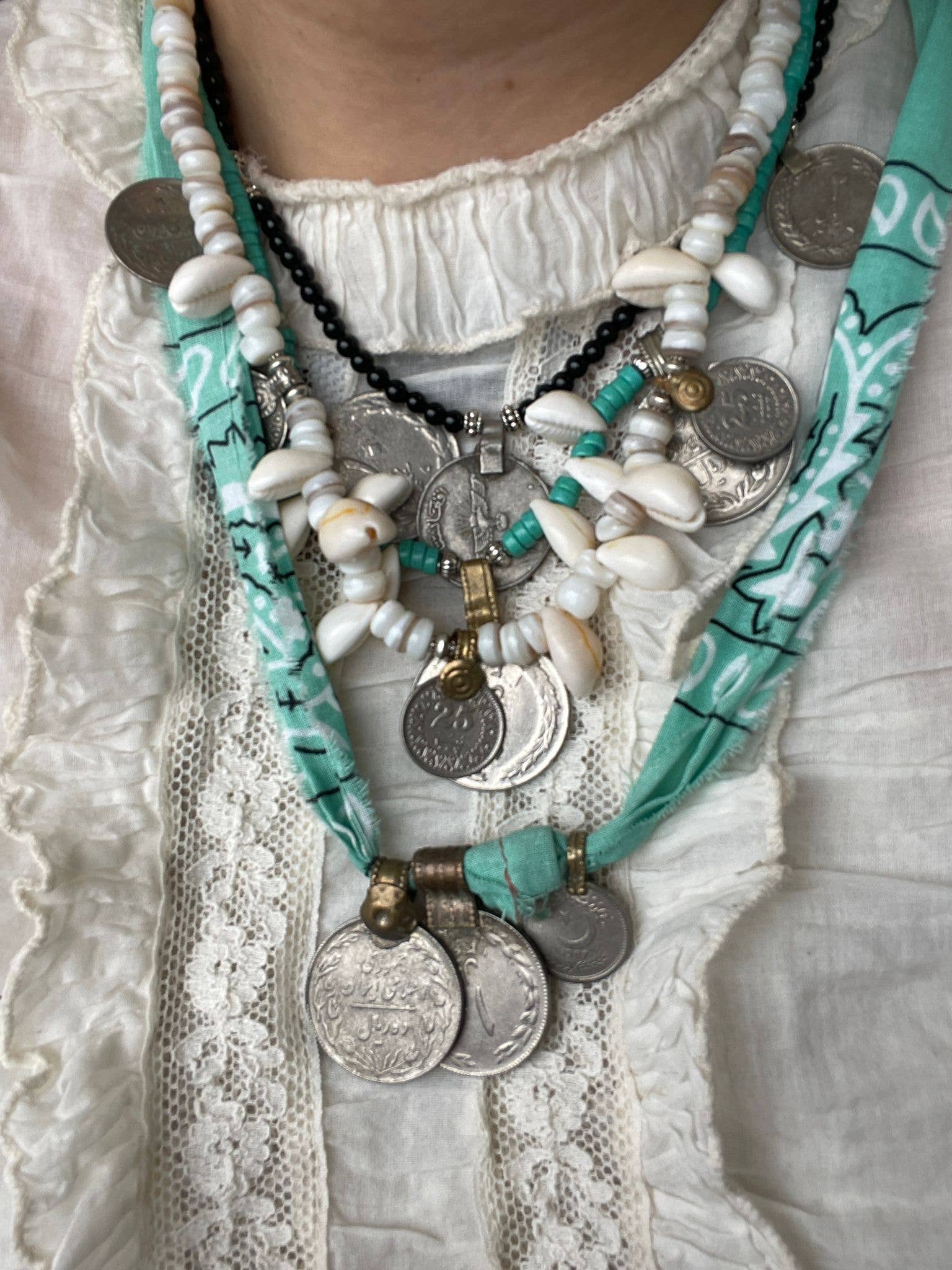 ToutVintage - Wholesale Pendant/Charm Necklace - vintage chain coins and shells Bless5