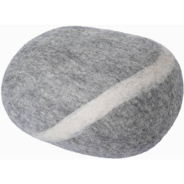 myfelt - Wholesale Pouf - Carl – Felt Pebble Light Gray 100% Wool
