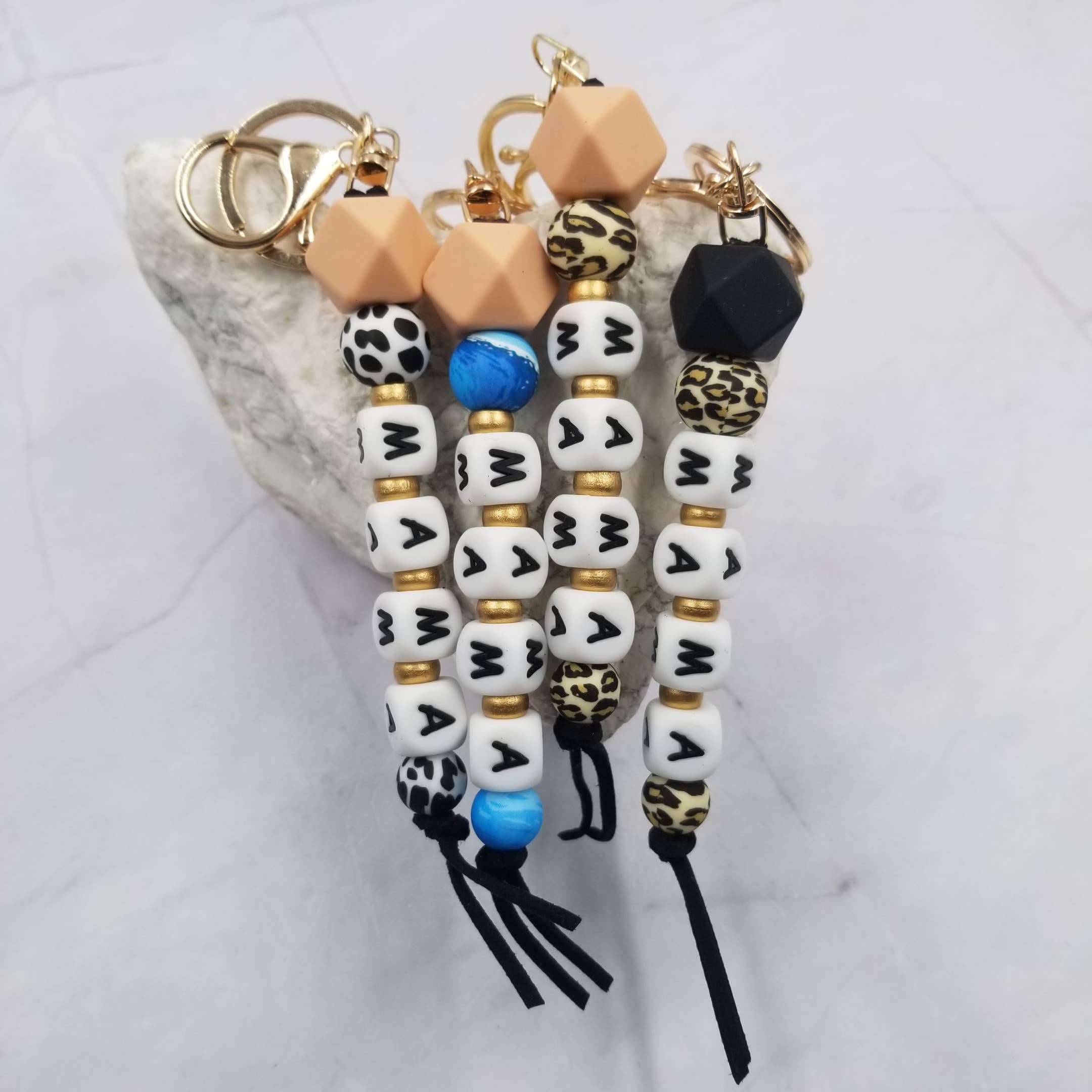 The Pretty Jewellery - Vente Porte-clés – femme - Porte-clés MAMA en perles de silicone léopard1