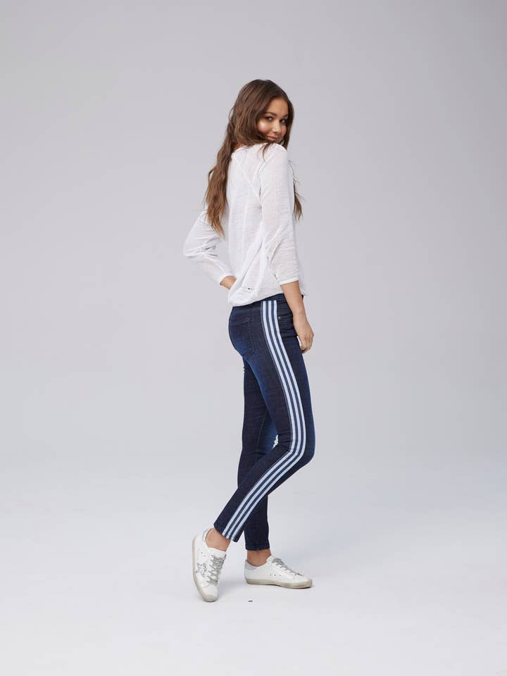 Ealing SS Denim för wholesale av New London Jeans