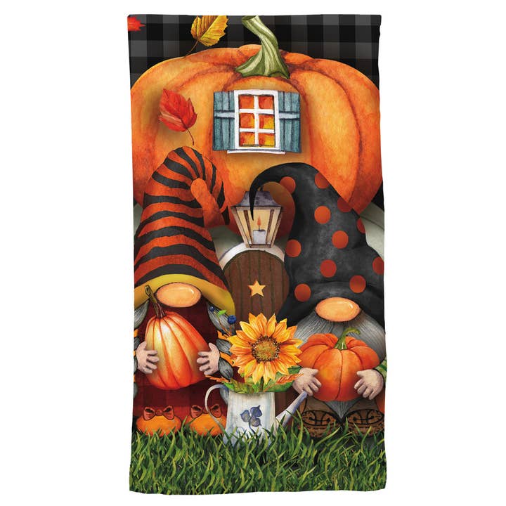 Serviette en coton pour la maison des gnomes d'automne pour la vente par Briarwood Lane