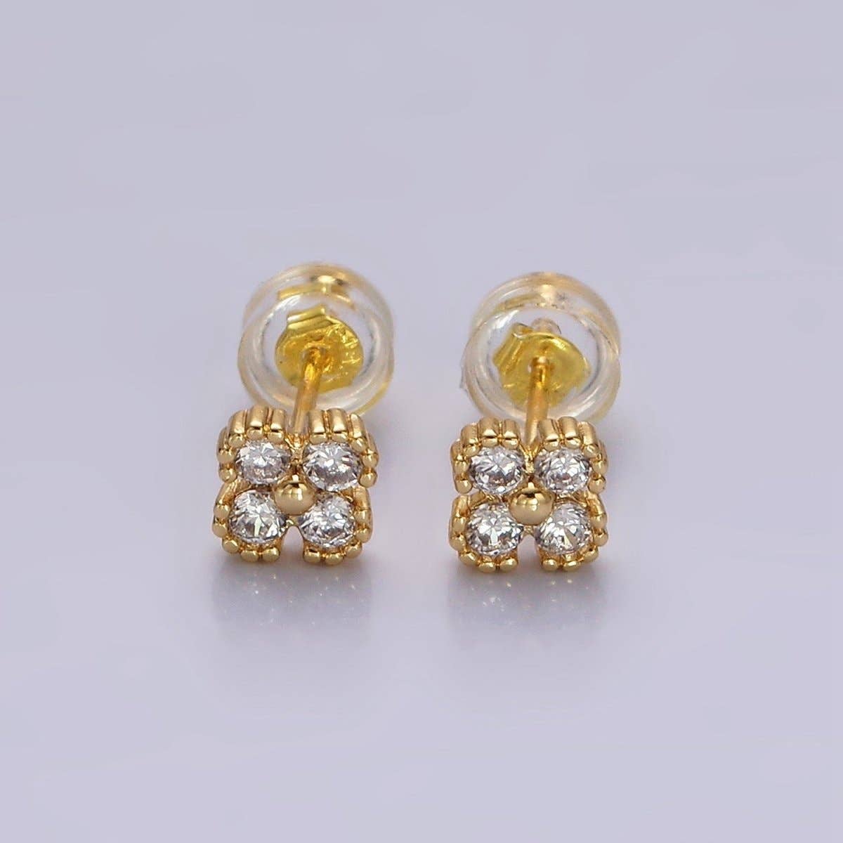 Aim Eternal - Venta al por mayor Pendientes de botón/aretes de poste - Pendientes de Estudio de Trébol Cuatro Hojas en Oro y Plata con Mini CZ Rosa y Transparente Relleno de Oro de 14K | AE974 - AE9750