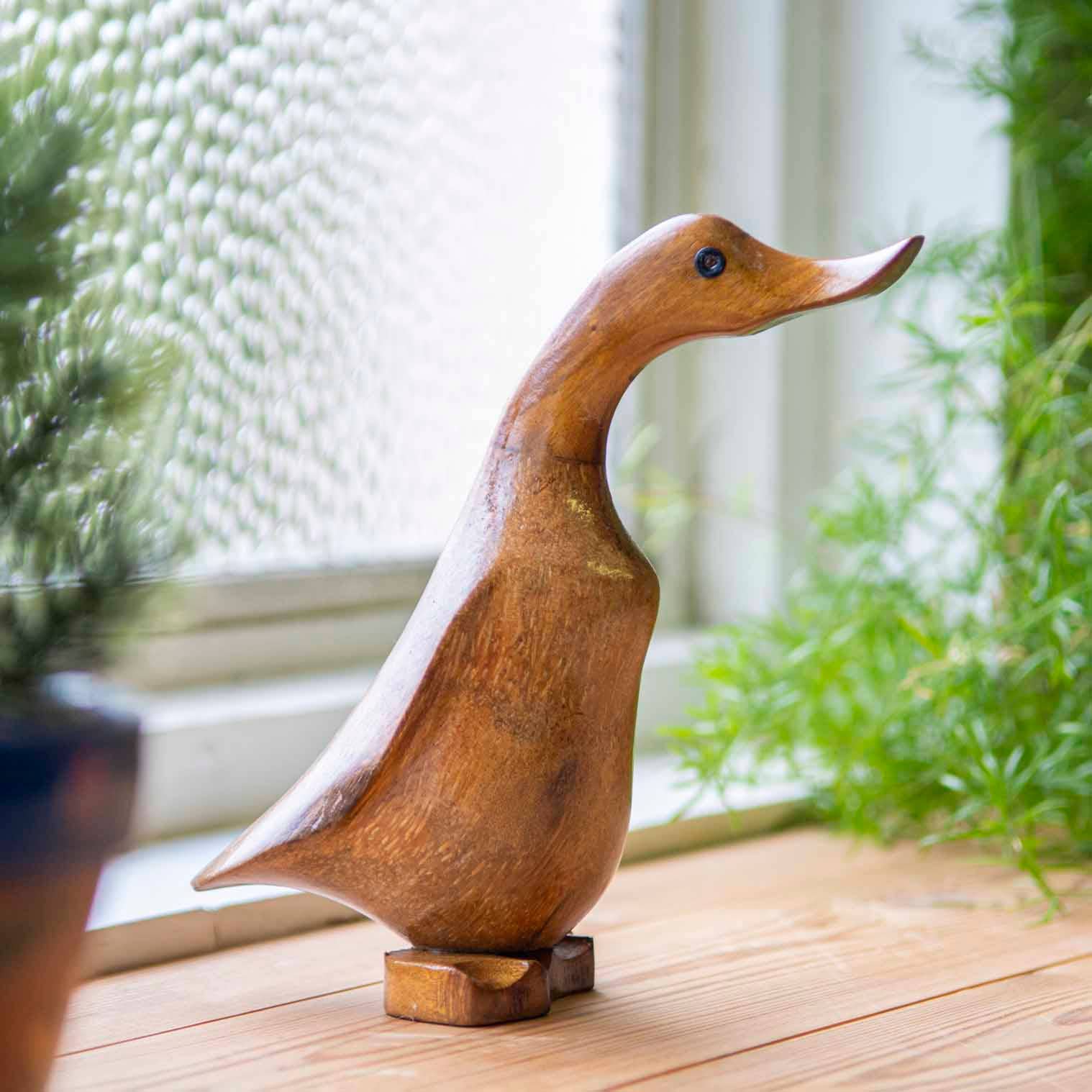 Siesta – Estatueta decorativa por atacado – Bichinho de Pato Esculpido em Raiz de Bambu