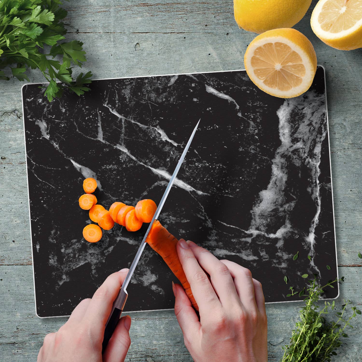 CounterArt/Highland Home/Thirstystone - Wholesale Cutting Board - Black Marble Design 10” x 8” Tempered Glass Cutting Board3