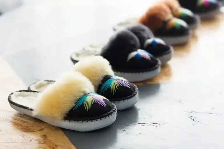 Sheepers - Wholesale Slippers - Women's - The Original Sheepers Mule Slippers6