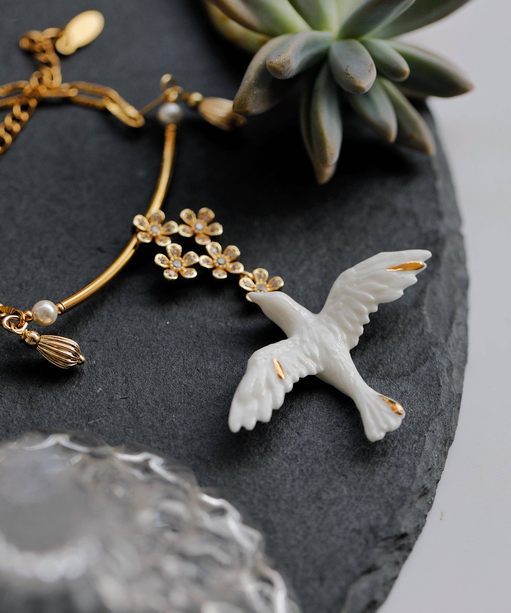 Vermilion Collection - Wholesale Pendant/Charm Necklace - YIHE Ceramic Necklace "Flight of Grace"3