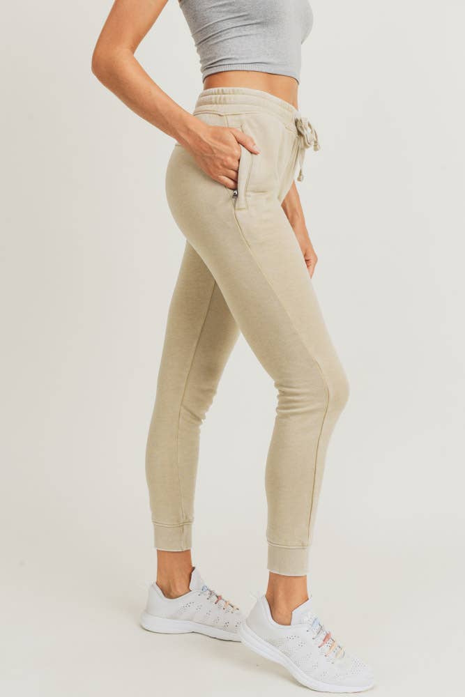 Mono B - Wholesale Athletic Sweatpants/Joggers - Women's - Skinny Fleece Joggers with Zippered Pockets4