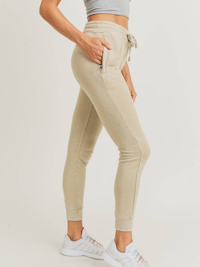 Mono B - Wholesale Athletic Sweatpants/Joggers - Women's - Skinny Fleece Joggers with Zippered Pockets4