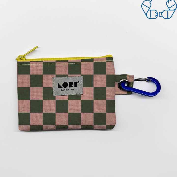 Portefeuille PLAID pour la vente par Lori Barcelona