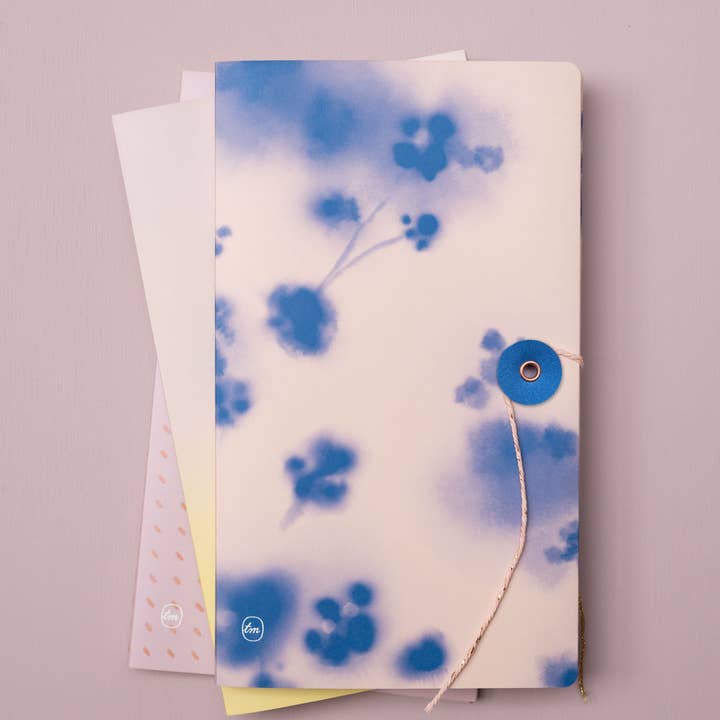 Tinne Mia - Wholesale Notebook - Notebook with Japanese closure - Blue Blossom