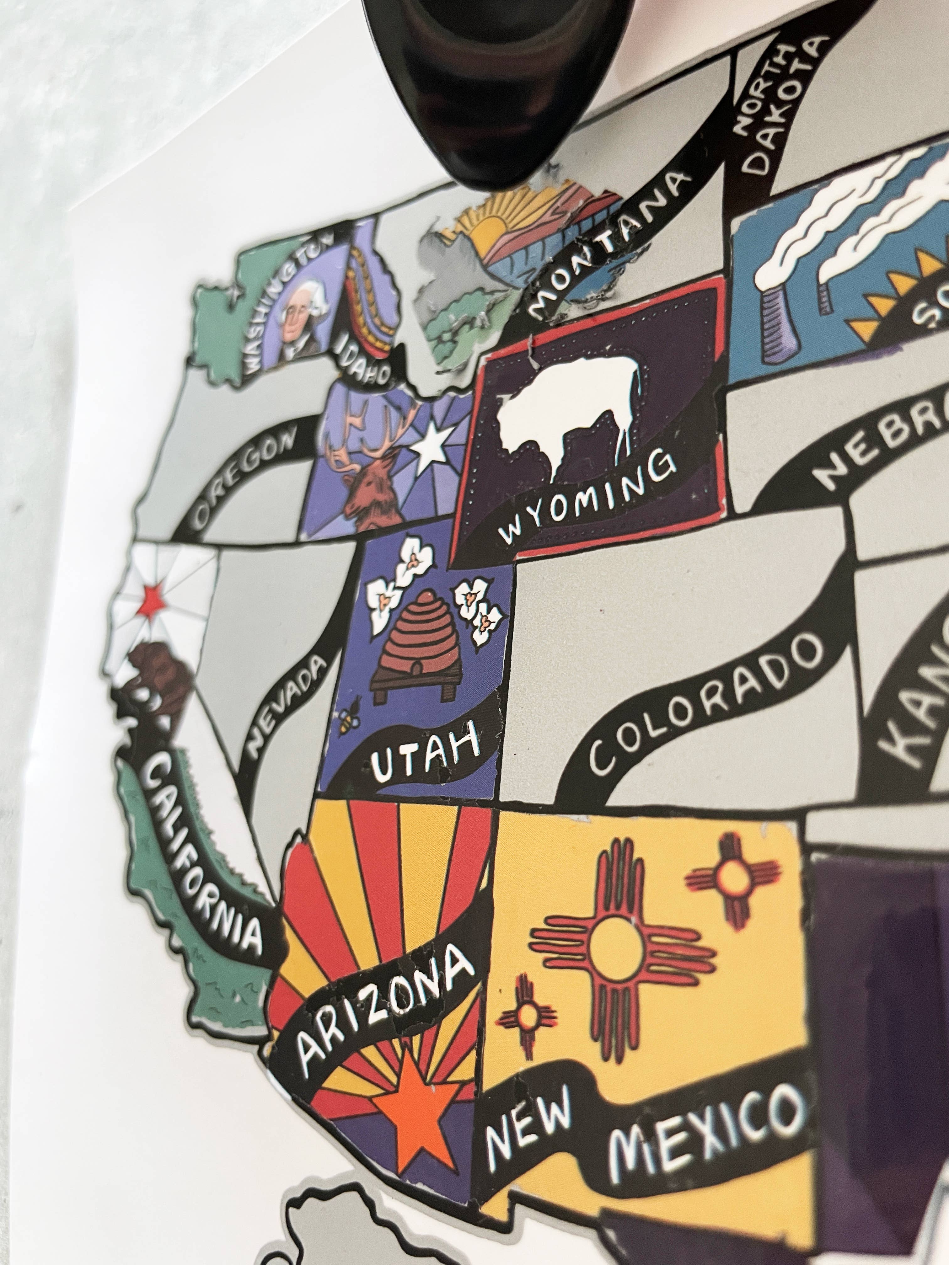 Suade - Wholesale Map - US State Flag Scratch Your Travels Mini Map7