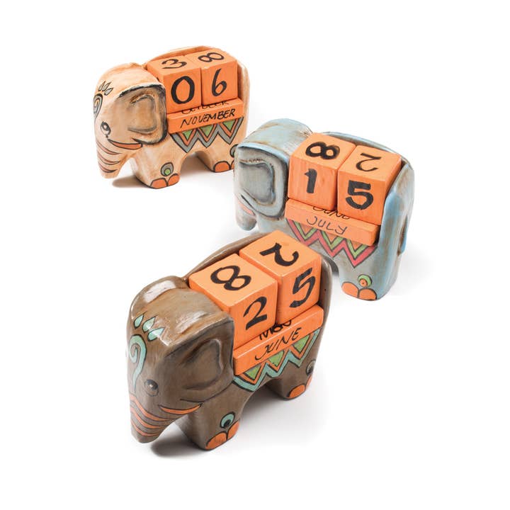 Namaste - Wholesale Kalender - Met de hand geschilderde houten olifantenkalender
