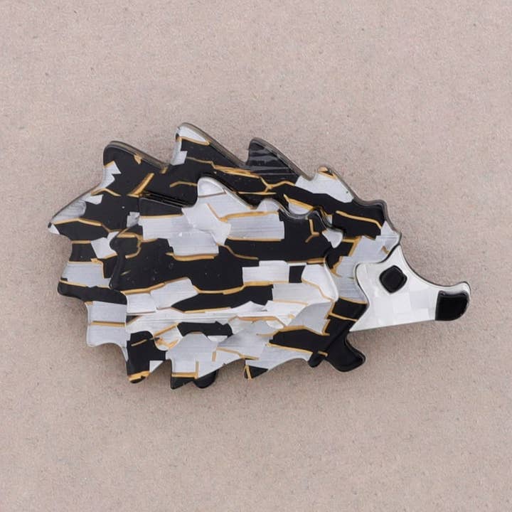 Pindsvinebrosje i resin for engroshandel hos Sonata