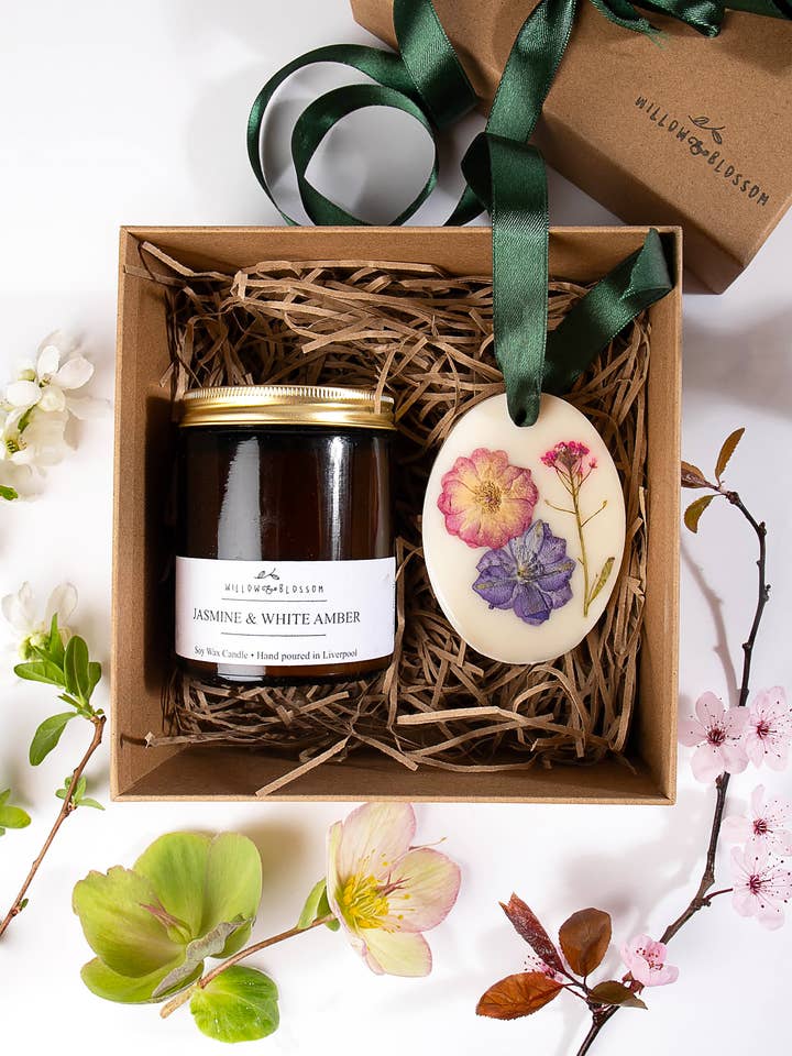 The Florist Gift set for wholesale by Willow & Blossom Botanicals