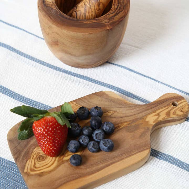 Scents and Feel - Wholesale Cutting Board - Olive Wood Rustic Small cutting Board 8"1