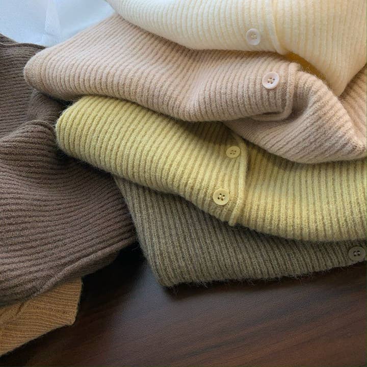 Hope & Sunshine - Wholesale Tunic – Women’s - Loose Fit V-Neck Sleeveless Top21