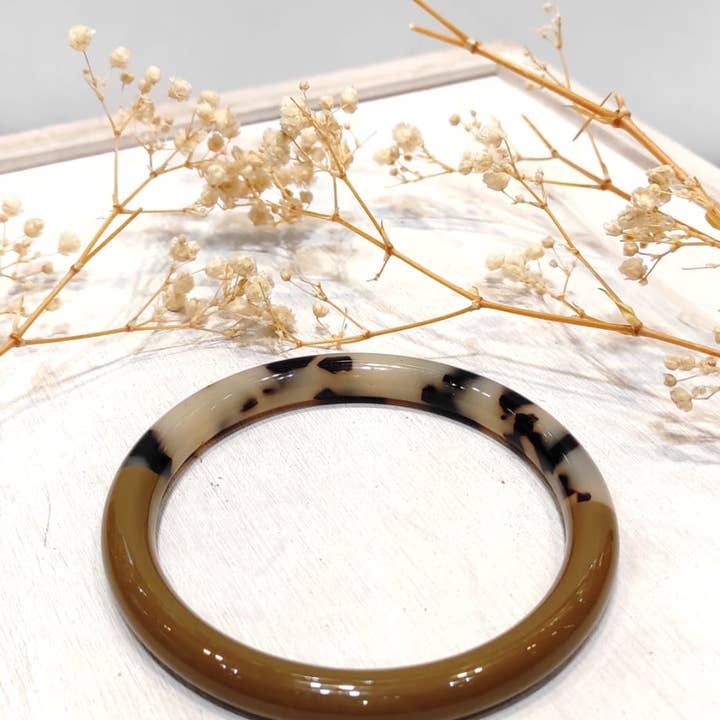 LOLO & YAYA - Wholesale Bangle Bracelet - Thick rigid bangle bracelet, 8mm, Justyna leopard in resin3