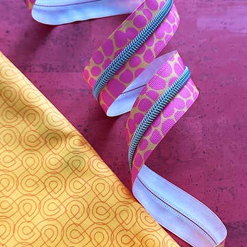 Pink Pebble Zipper Tape with Nickel teeth Pink Pebble Zipper Tape with Nickel teeth