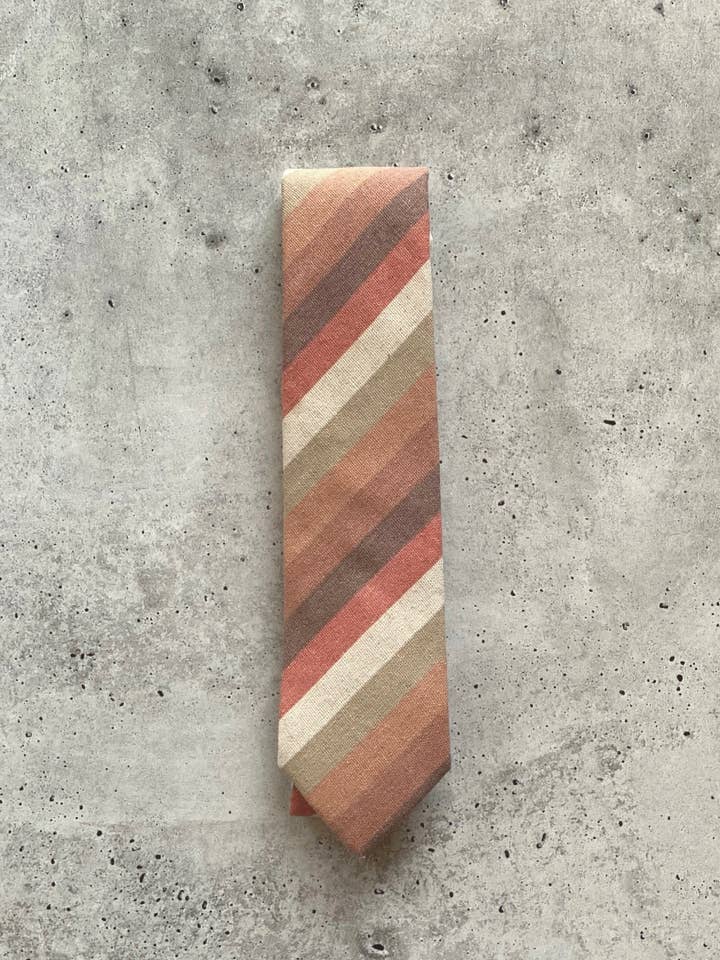 Mønstrede stofprøver for engroshandel hos London Jae Apparel