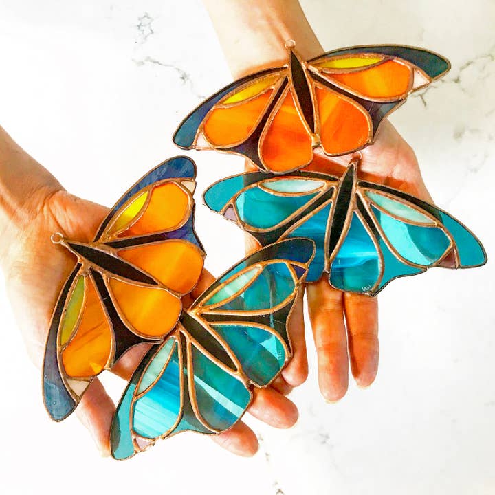 Colin Adrian Glass - Vendita all'ingrosso Acchiappasole - Farfalle di Vetro Colorato (4 Varianti Cromatiche)4