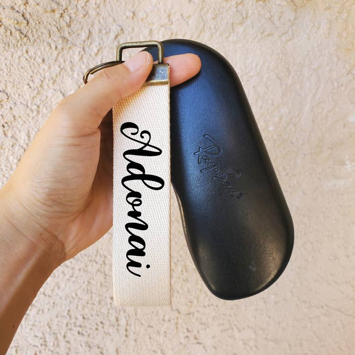 Porte-clés Adonai pour la vente par The Sonshine Prints