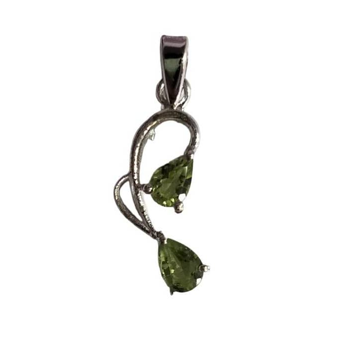 Ciondolo in peridoto naturale stile foglia in argento 925 fatto a mano per la vendita all'ingrosso da parte di SILVER CAVE