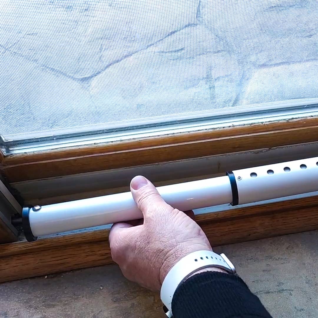 Flipo Group, Ltd. - Wholesale Safety Alarm/Gear - Door Jammer with Alarm2