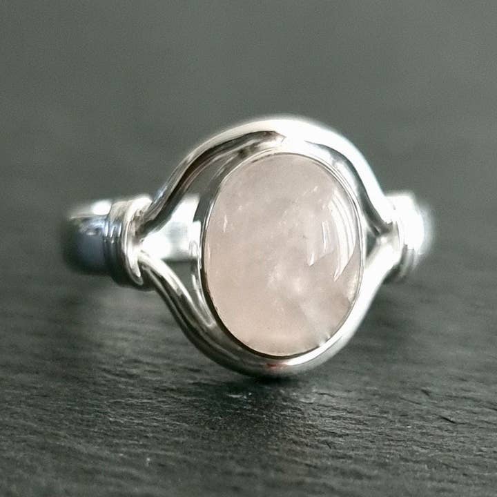 Modern ovalformad rosenkvartsring | 925 sterlingsilver, R13RQ för wholesale av Mistry Gems