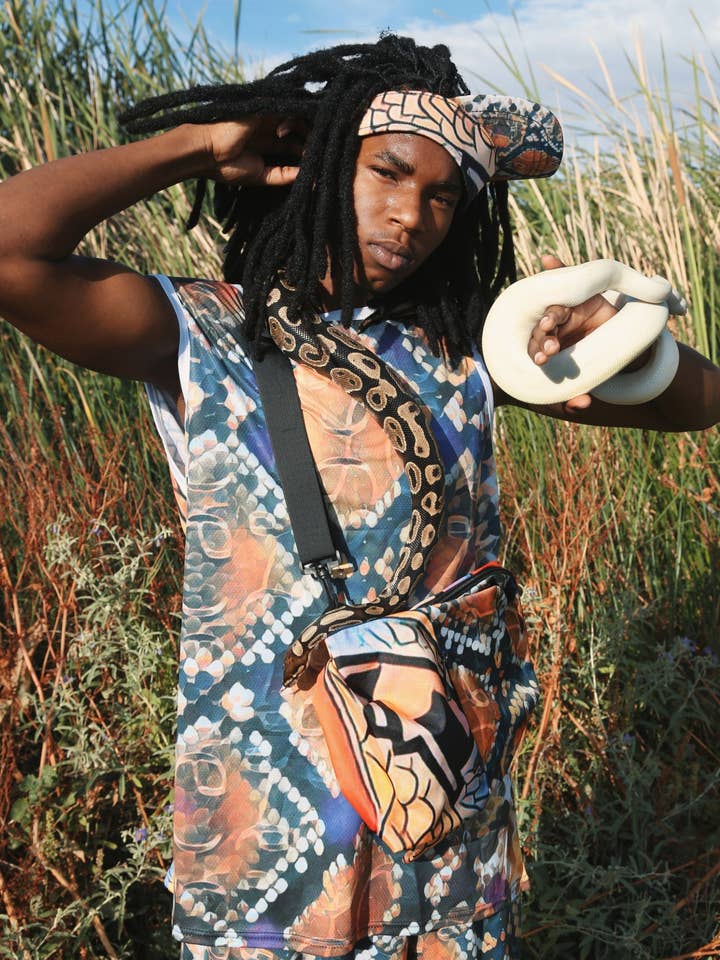 IL Unisex Bröstväska för wholesale av Imperial Legacy Clothing