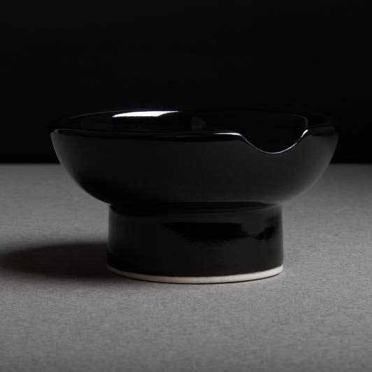 Barrow Street Bowl en Negro Burgués para venta al por mayor de House of Puff