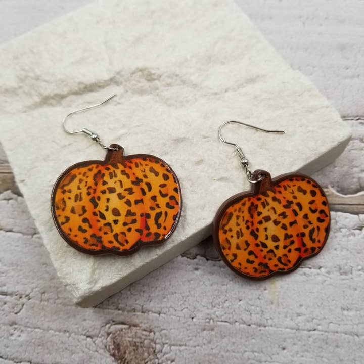 Treasure Wholesale - Wholesale Dangle Earrings - Leopard Pumpkin Earrings1