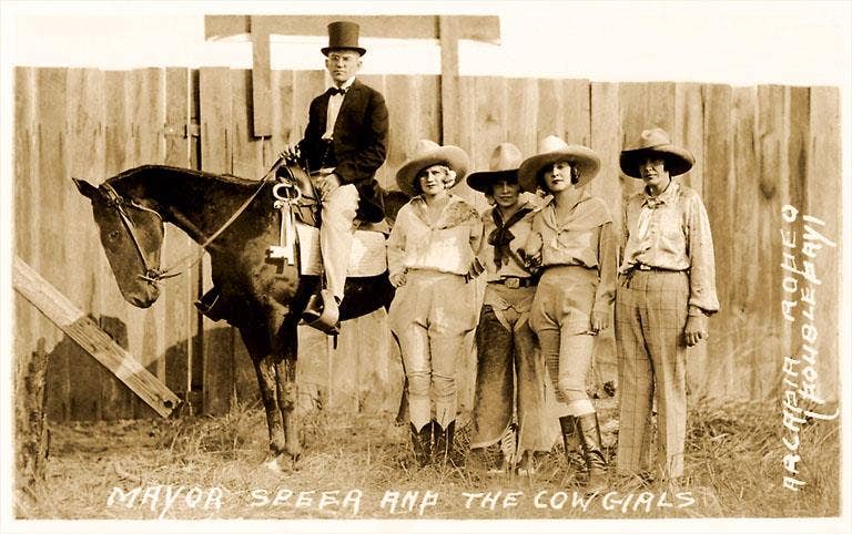 Found Image Press - Wholesale Stationery/Notecard Set - Greeting Card CG-35 Mayor Speer and Cowgirls0