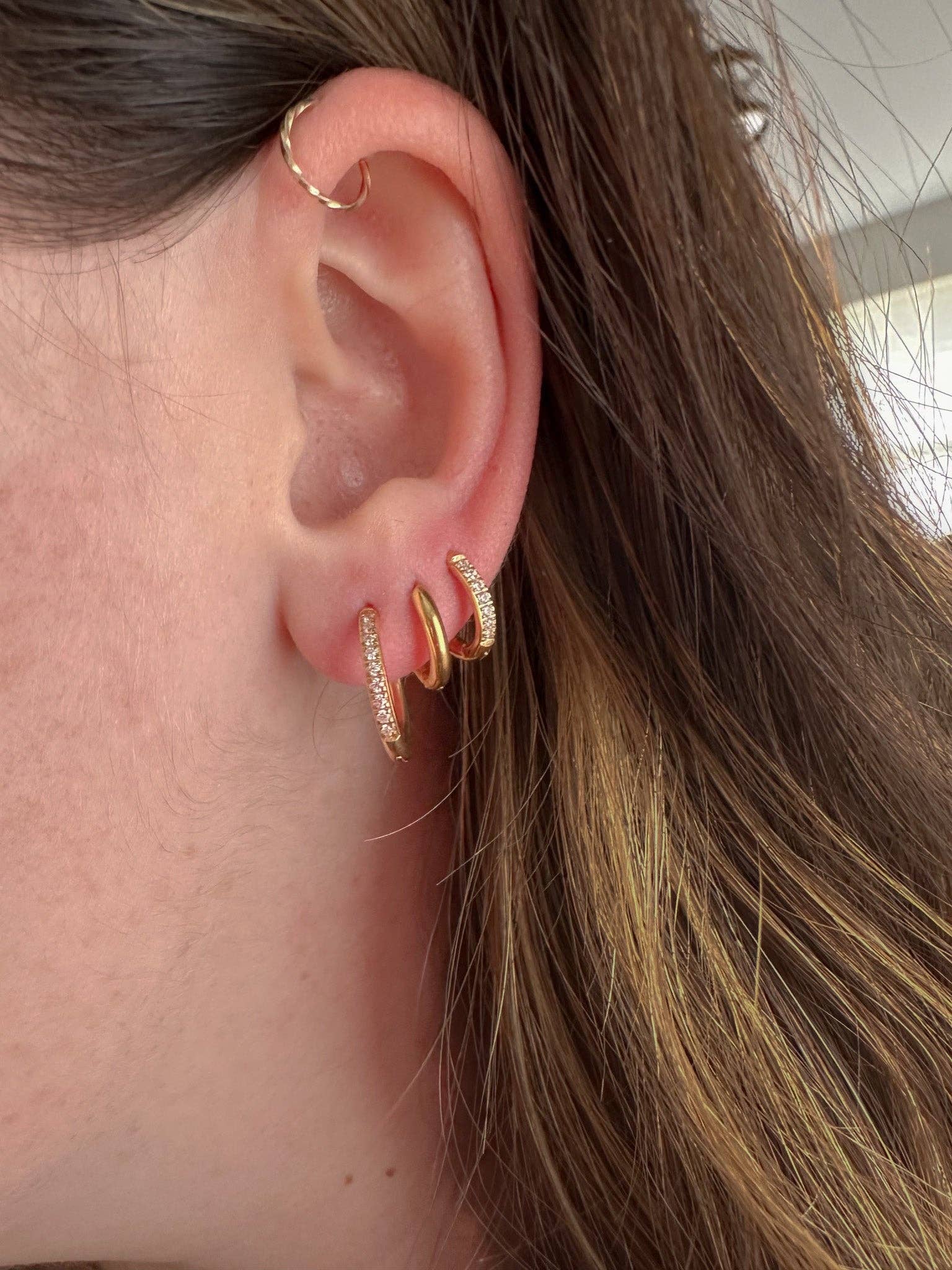 DRIP JEWELRY - Wholesale Huggie Earrings - Sparkly huggie1