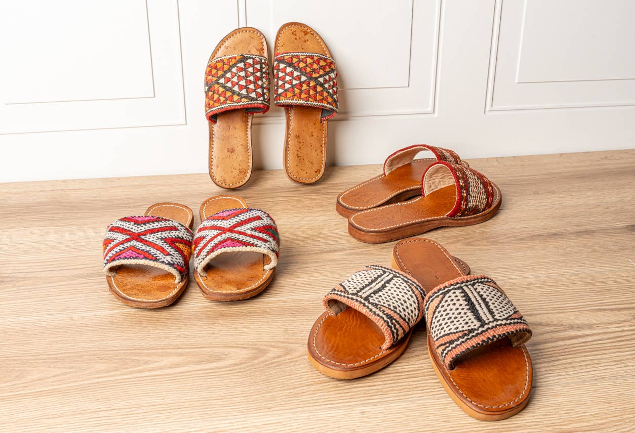 Verve Culture - Wholesale Badslippers - Dames - Marokkaanse Kilim Open Teen Slippers4