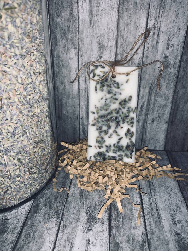 Everyday Scented Air Freshener (Lavender) for wholesale by AGAPE ARTISAN CANDLES