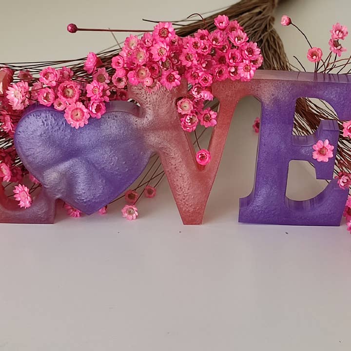 Indoor decoration 'LOVE' for wholesale by DioniCreations