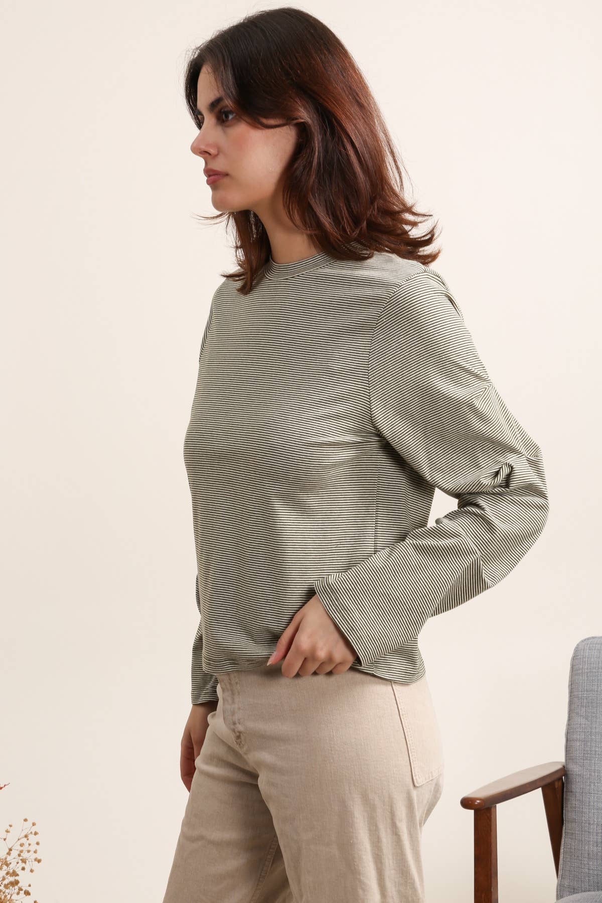 Daphnea - Wholesale T-Shirt - Women's - 31890 STRIPED T-SHIRT2