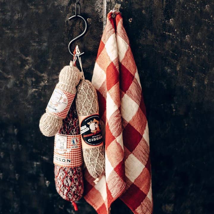 MAISON CISSON pour FAIRE PART AND CO - Wholesale Decorative Tabletop Object - Knitted “Arles sausage”2