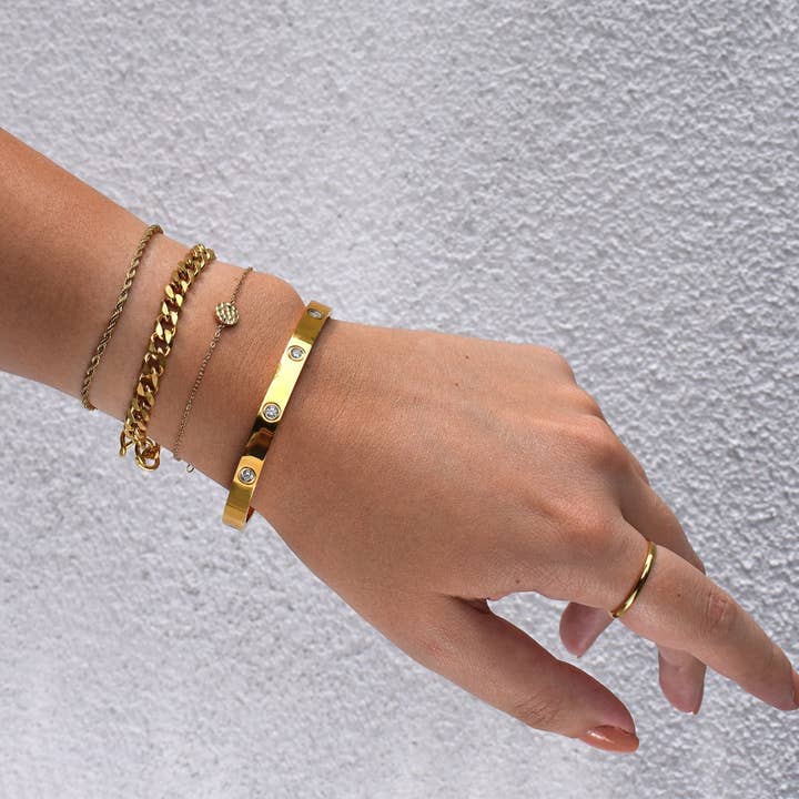 MAI DESIREE - Wholesale Cuff Bracelet - CARRIE GOLD DIAMOND CUFF BRACELET2