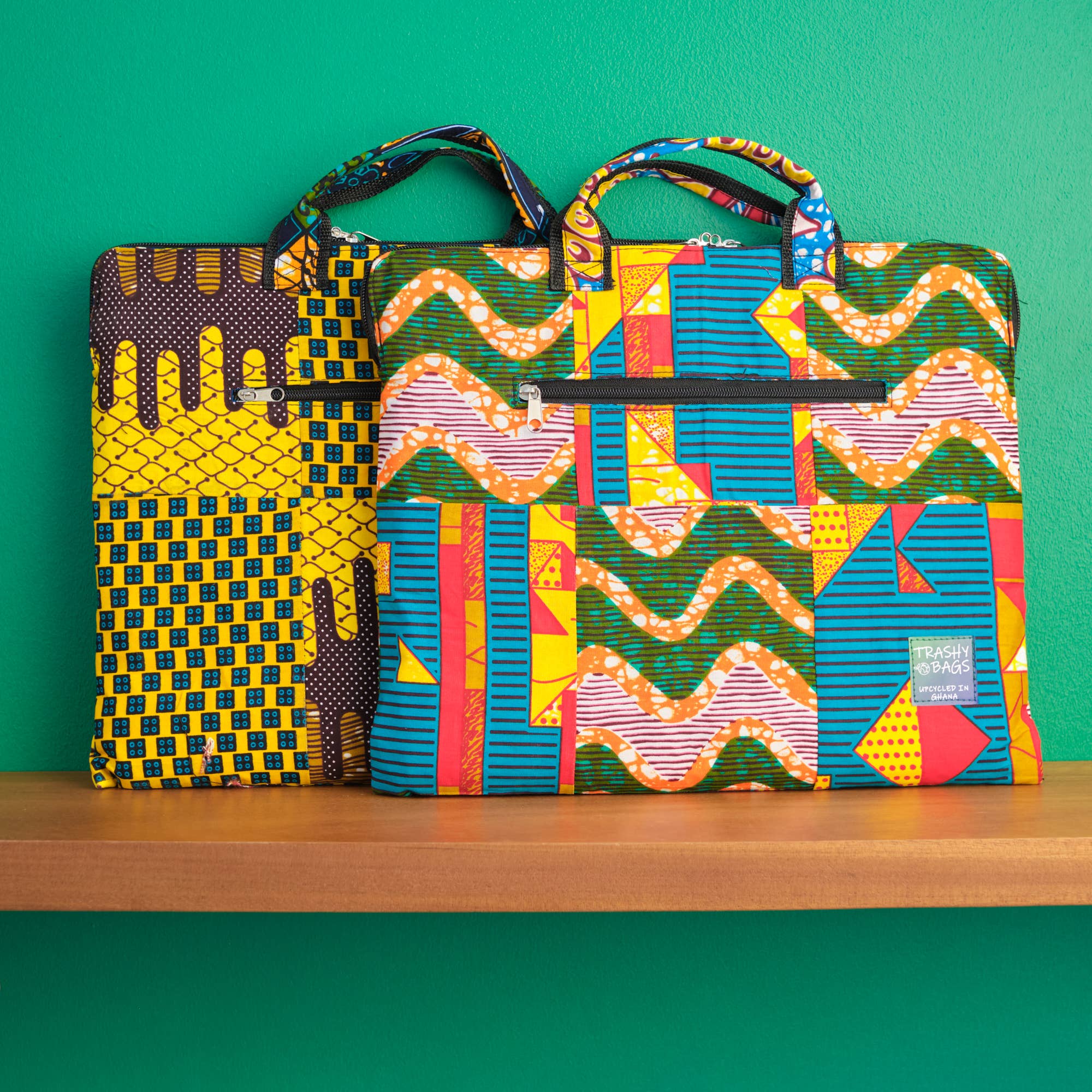 Trashy Bags Africa - Wholesale Laptop/Tablet Case - Women's - Upcycled Laptop Sleeve (15") (Fabric Outer)2