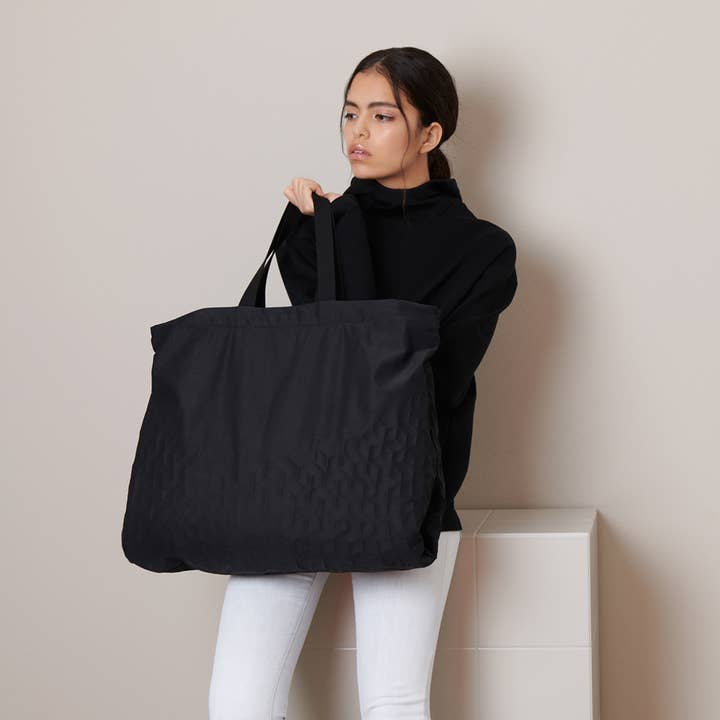 SEN weekender, black and other Purchase Wholesale suko senf. Free Returns & Net 60 Terms on Faire trending on Faire.