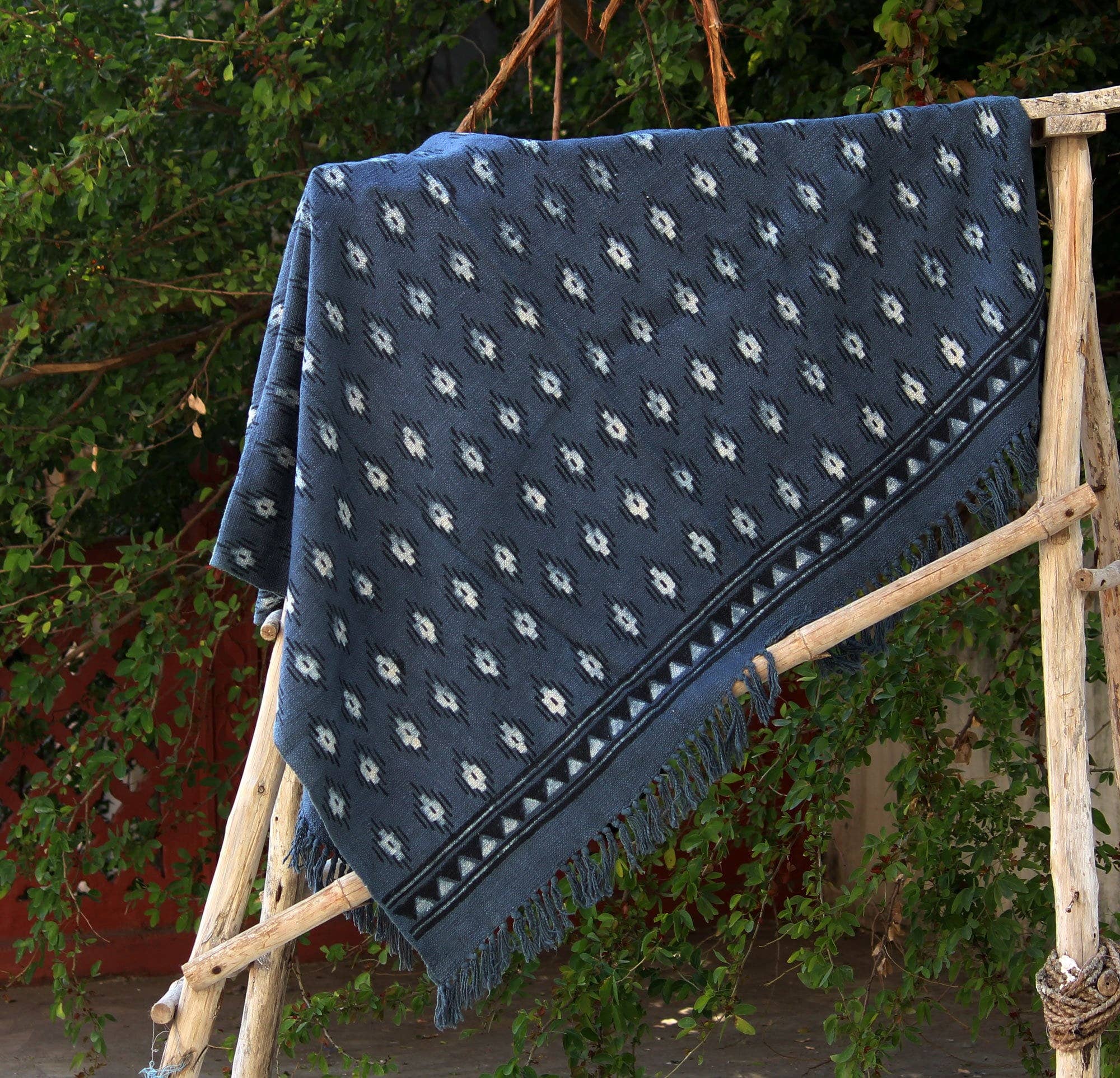 Bhawana Handicrafts - Vente Plaids - Plaid fait main en coton pour canapé, tissu Mud Cloth indigo imprimé au tampon3