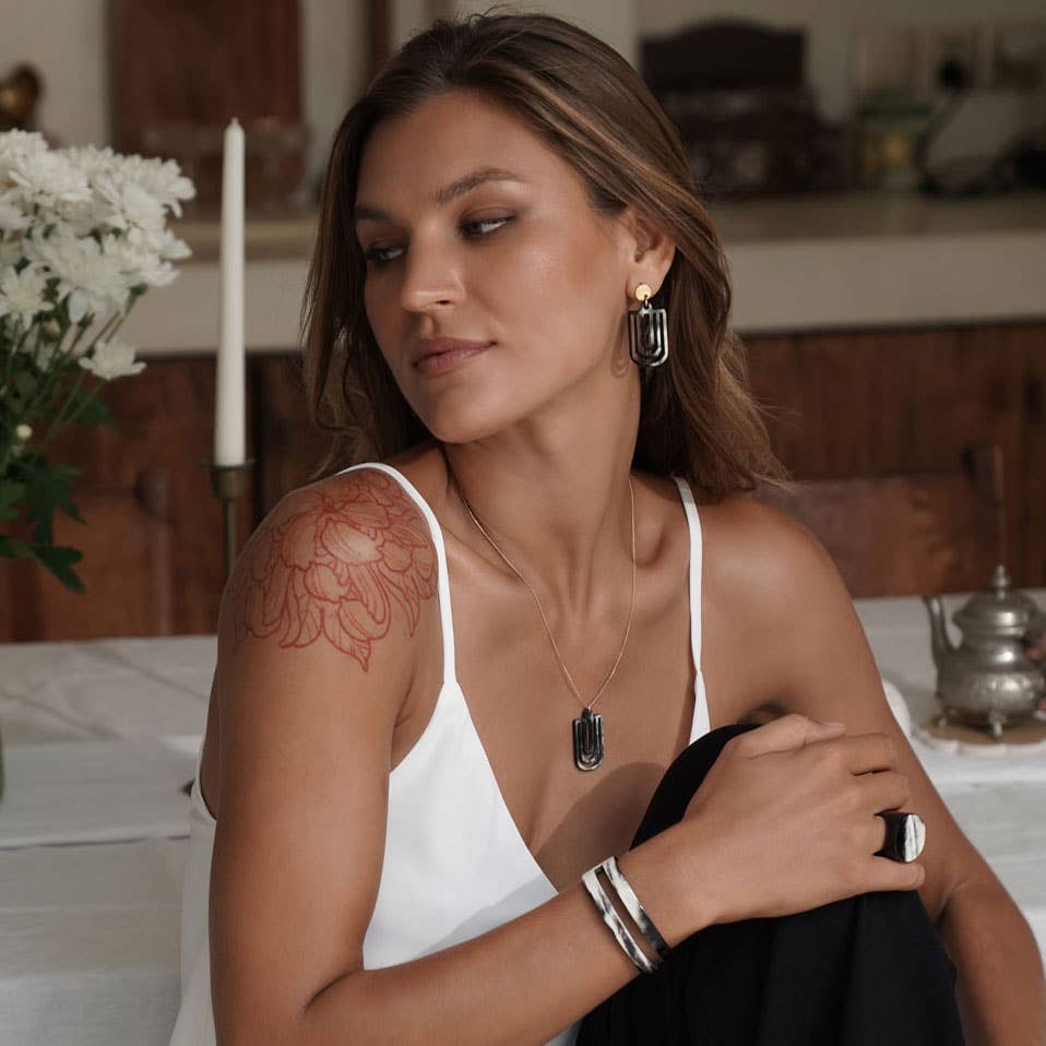 BRANCH JEWELLERY – wholesale Cocktail/statement ring – Black Natural Round Buffalo Horn Ring jewelry Gift for women4