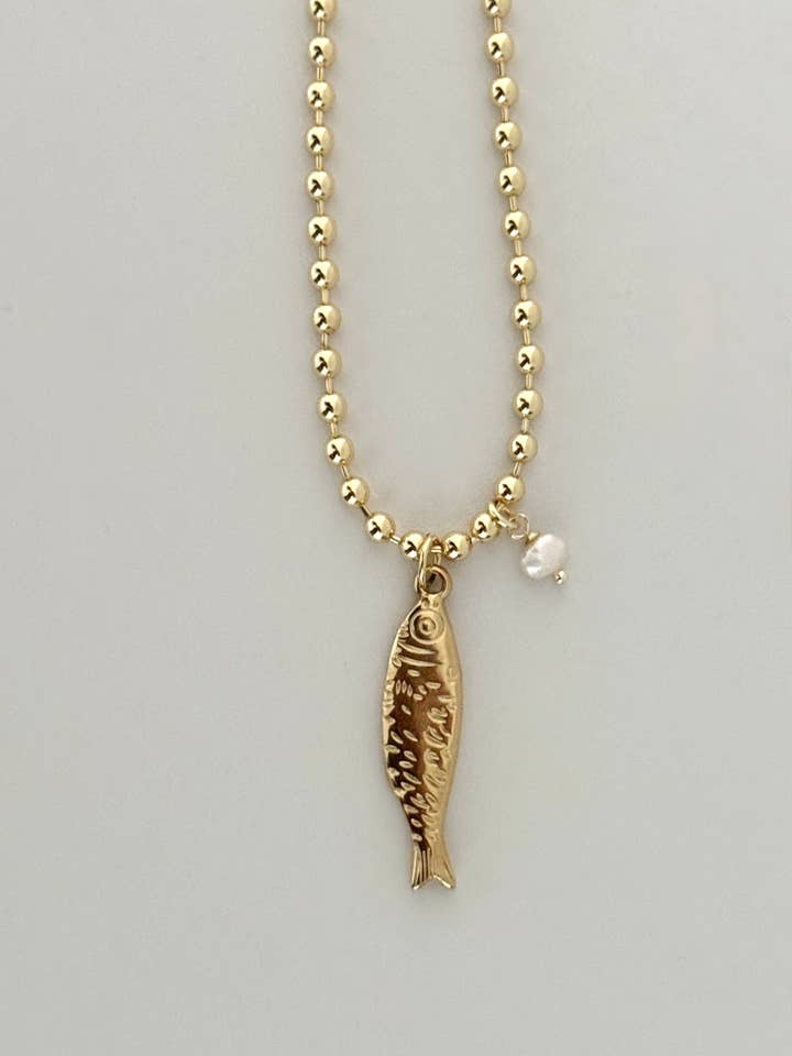 Collier Perla y Pes pour la vente par Tramps+Thieves