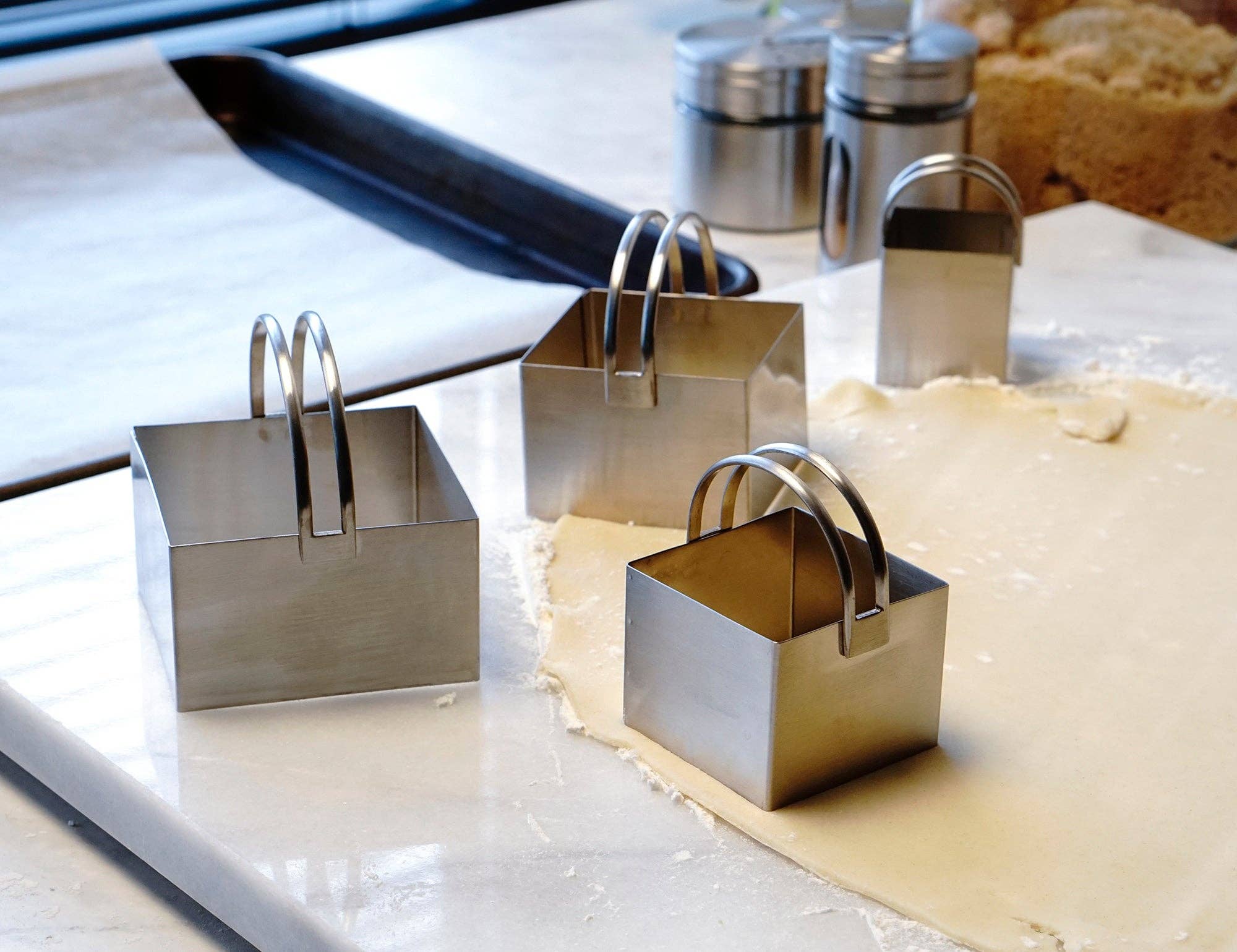 RSVP International - Wholesale Cookie Cutter - Biscuit Cutters - Square Set Of 42